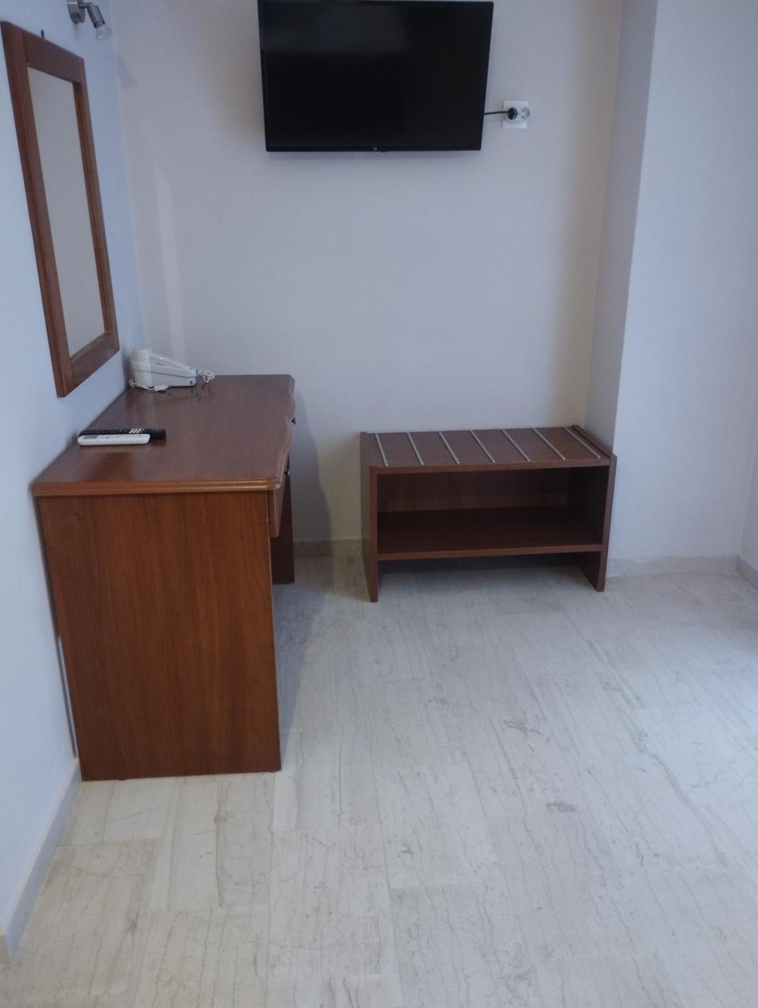 Panos Apartments 라가나스 외부 사진